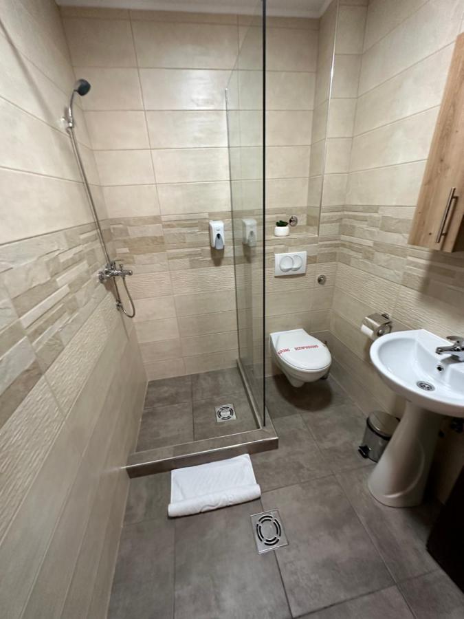 Sky Lux Apartmani Surčin Εξωτερικό φωτογραφία