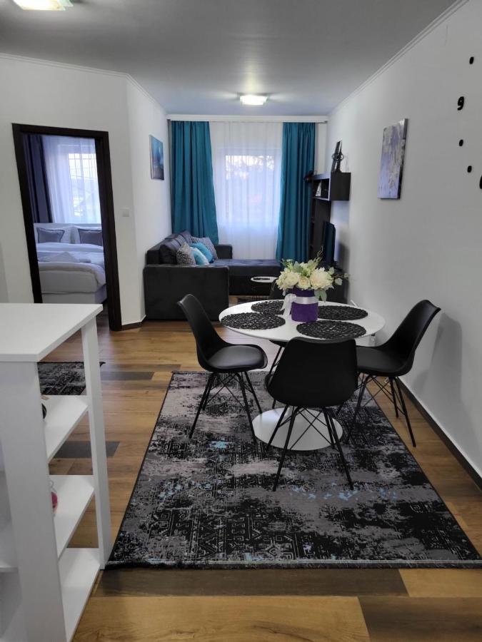 Sky Lux Apartmani Surčin Εξωτερικό φωτογραφία