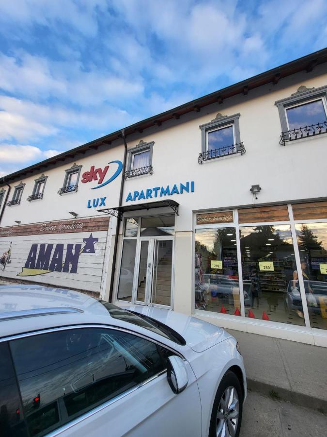 Sky Lux Apartmani Surčin Εξωτερικό φωτογραφία
